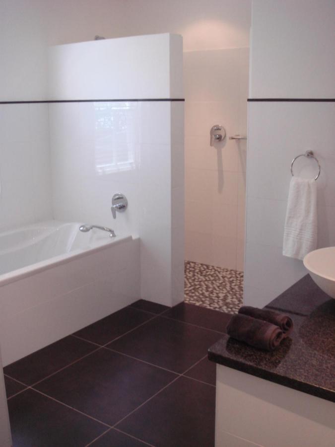 Plumwood Boutique Hotel By The Living Journey Collection Franschhoek Esterno foto
