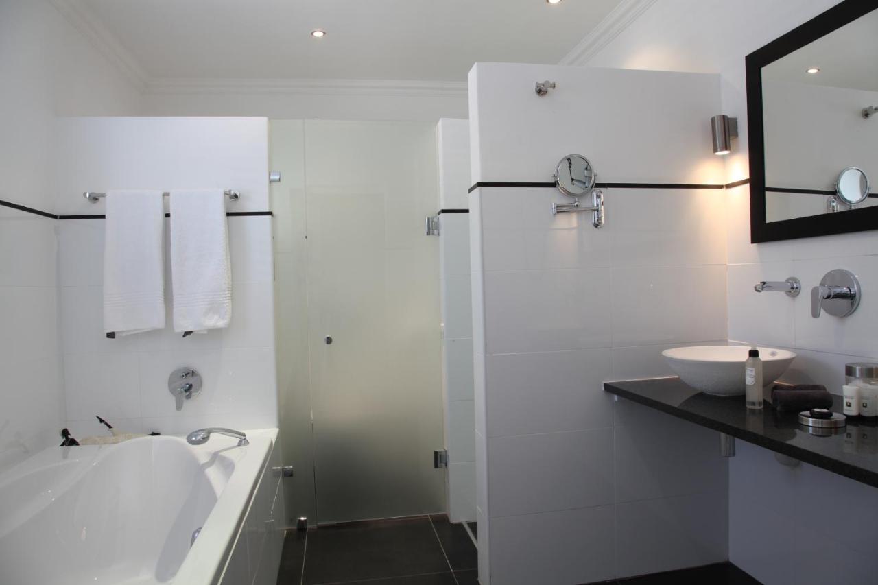 Plumwood Boutique Hotel By The Living Journey Collection Franschhoek Esterno foto